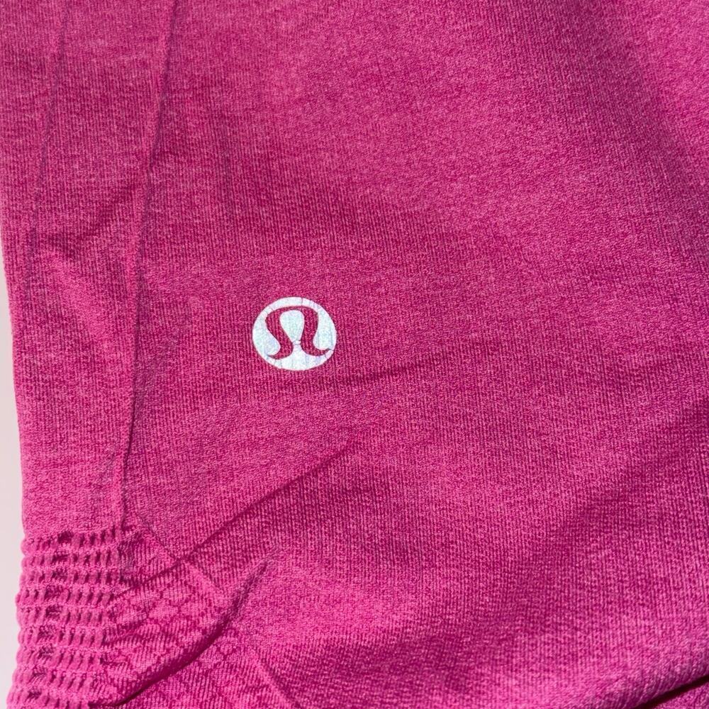 Lululemon Seamless High-Rise Leggings Women’s Size 6 Magenta Berry Cropped - Picture 7 of 7